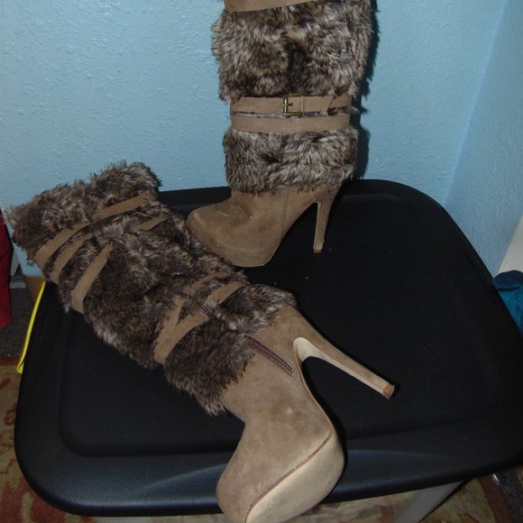 Furry Leather Just Fab Boots - Picture 2 of 4